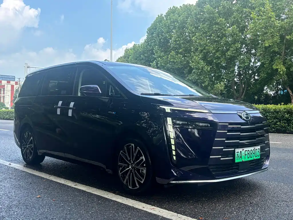 GAC Motor 传祺E8 PHEV — миниатюра 5