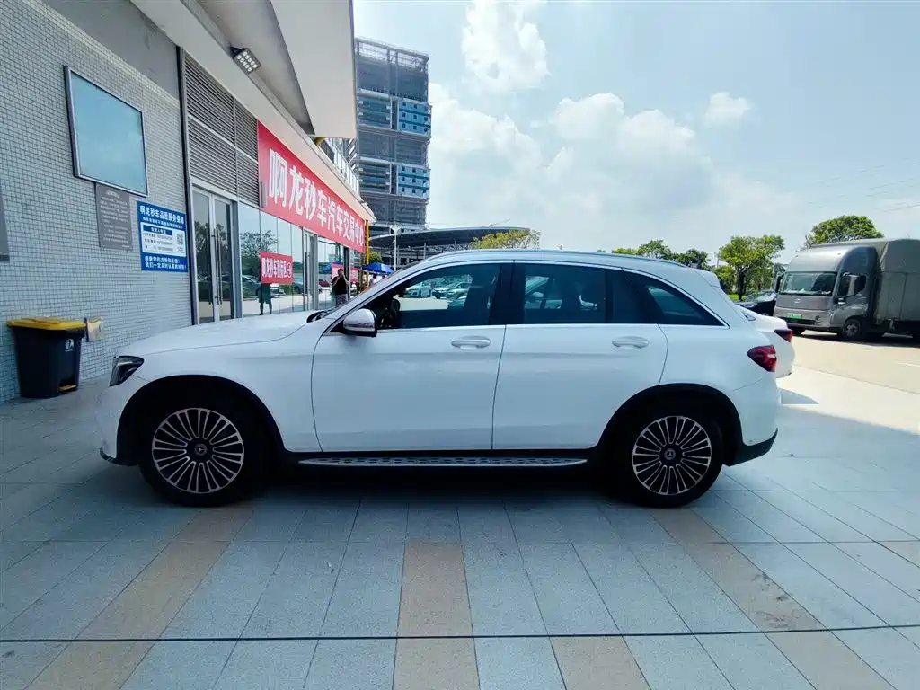 Mercedes-Benz GLC — миниатюра 3