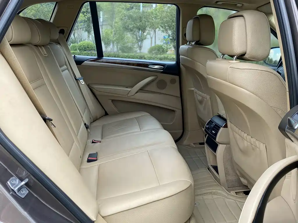 BMW X5 (Import) — миниатюра 24