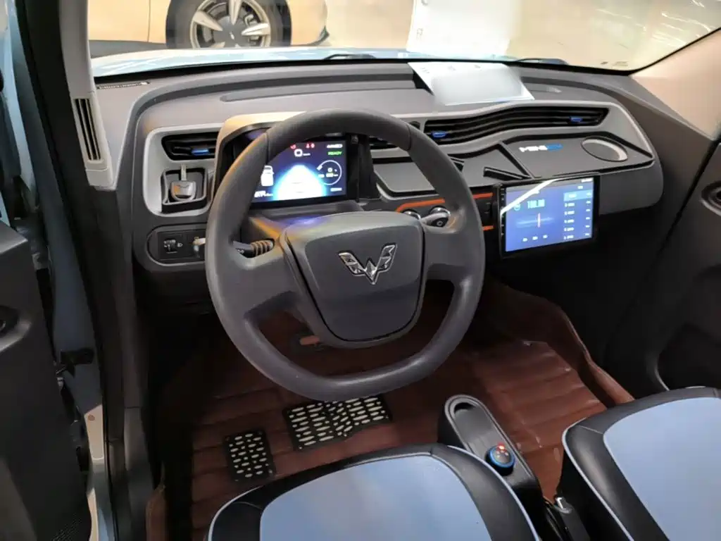 Wuling MINIEV — миниатюра 10
