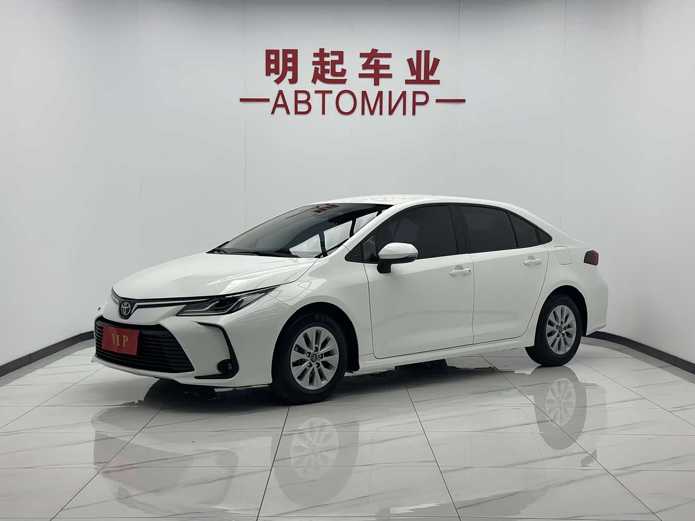 Toyota Corolla 1.5 л 2023 г. Белый, пробег 29000 км