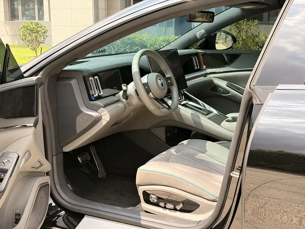 Denza Denza Z9GT — миниатюра 5