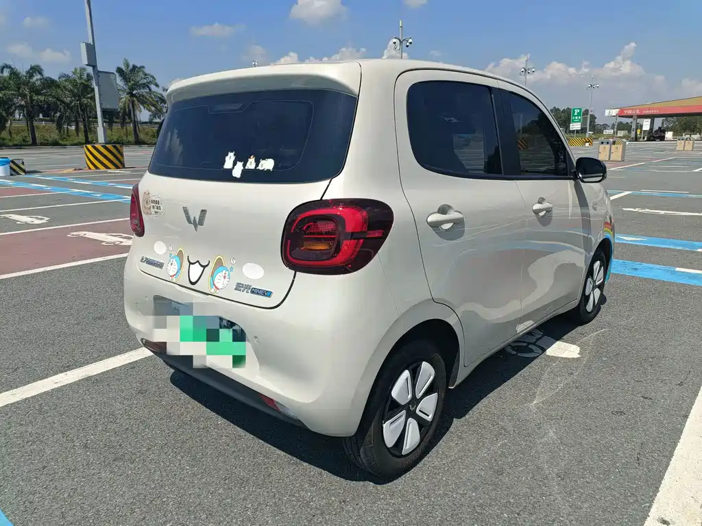 Wuling MINIEV — миниатюра 10