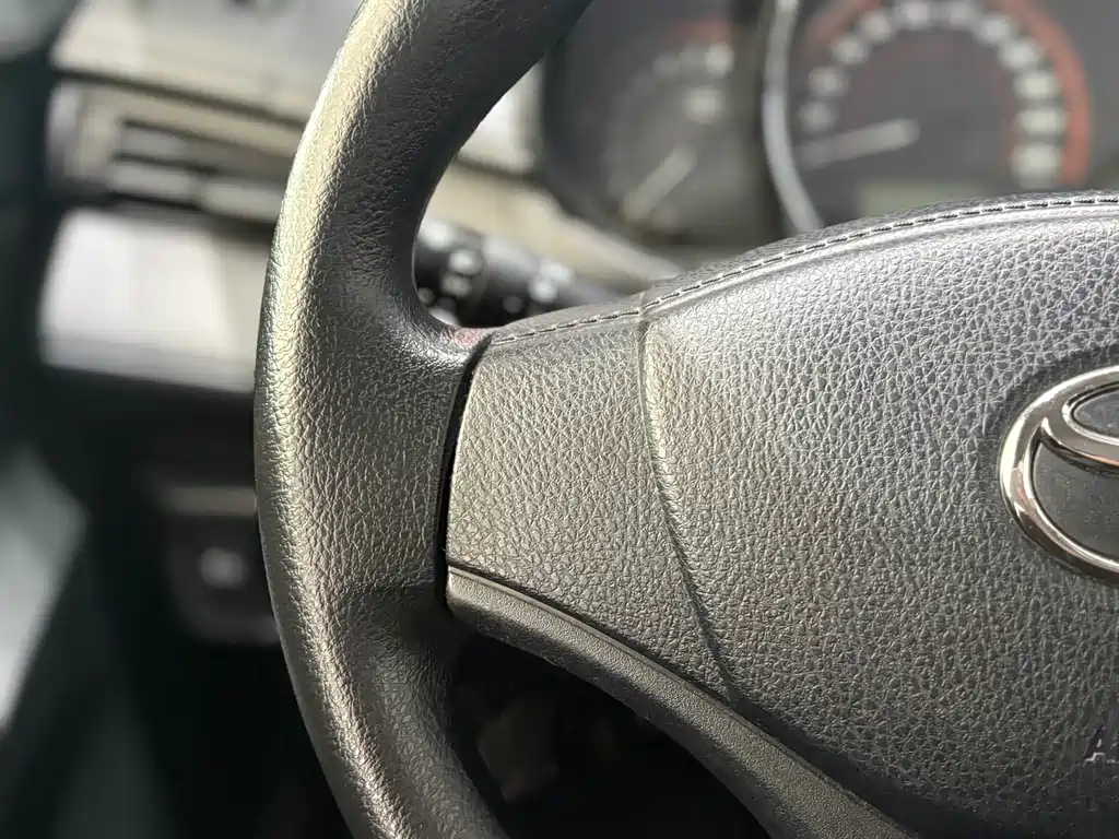 Toyota Yaris L — миниатюра 11
