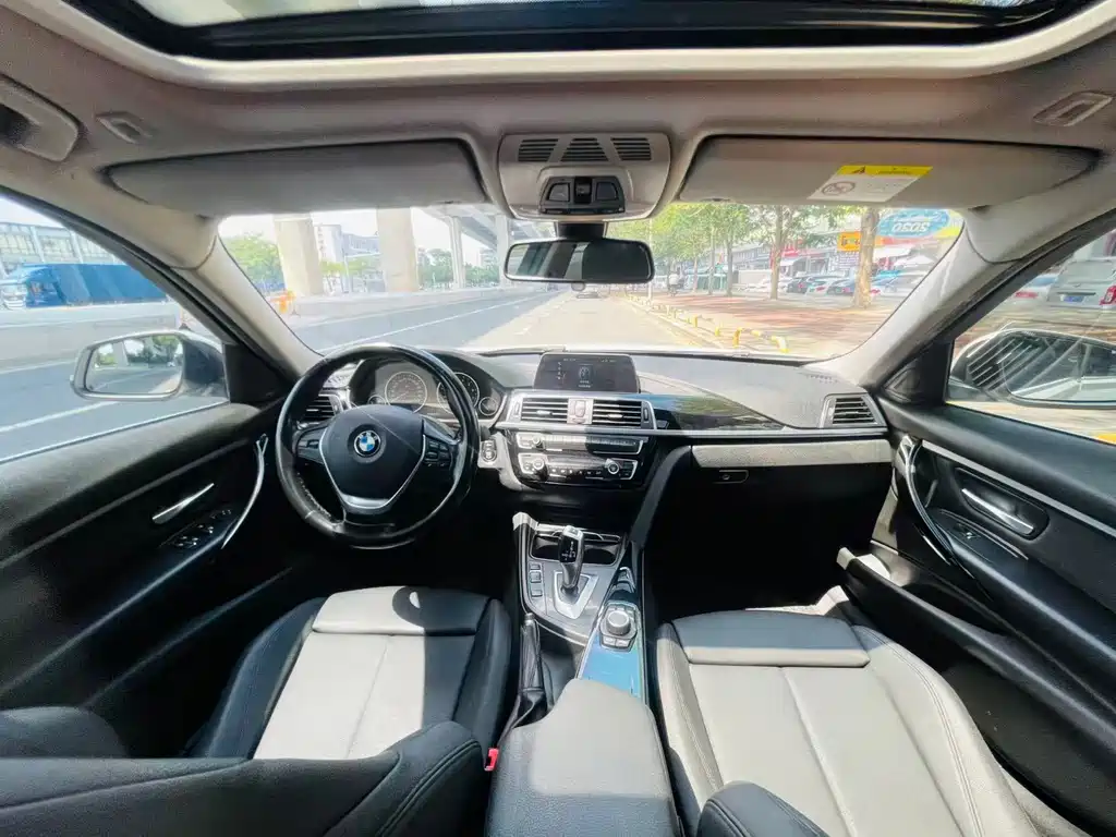 BMW 3 Series — миниатюра 11