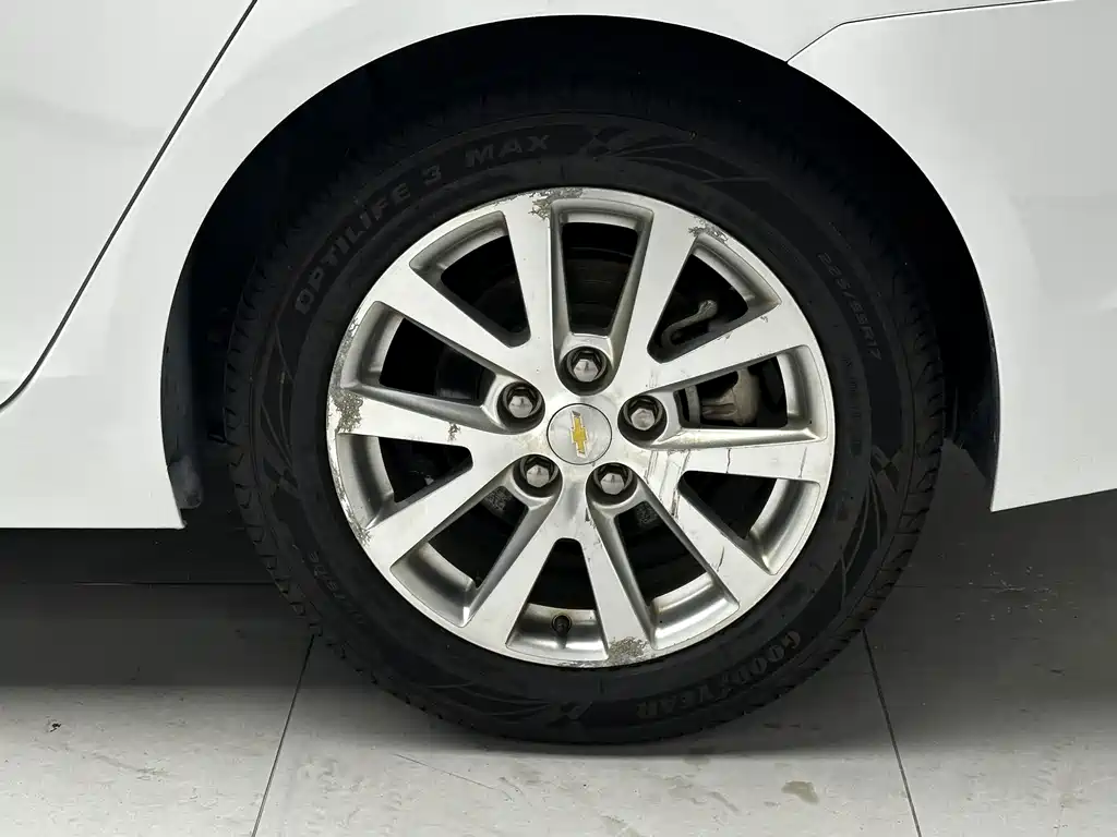 Chevrolet Malibu — миниатюра 15