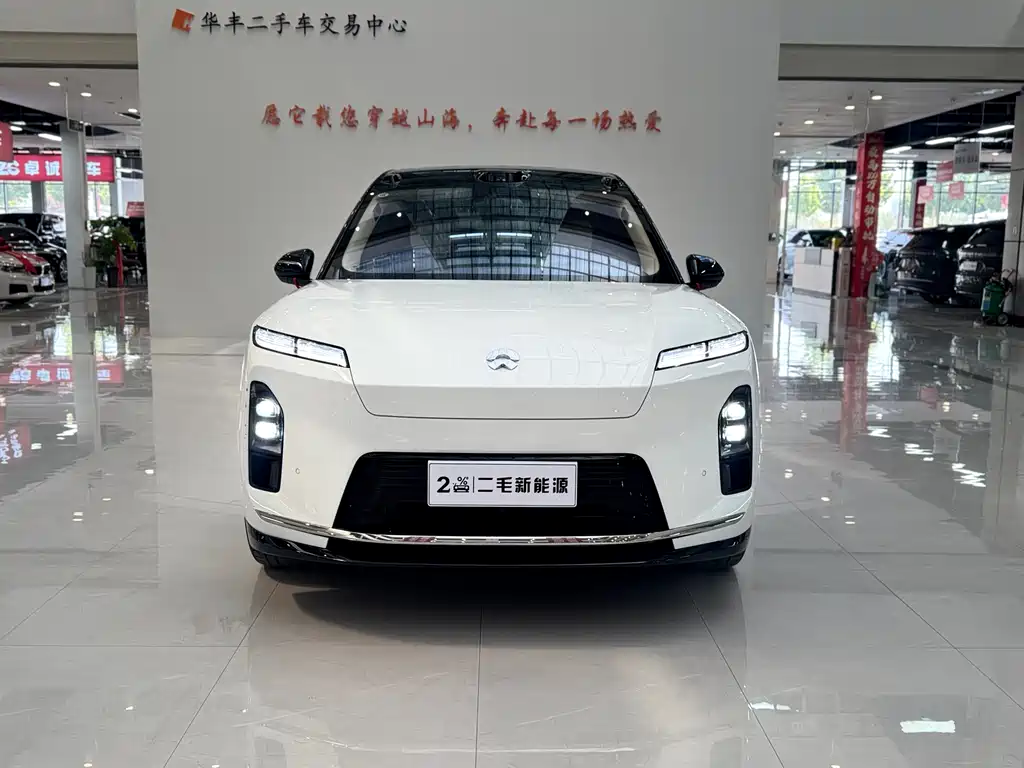 NIO ES8 2026 мест Executive