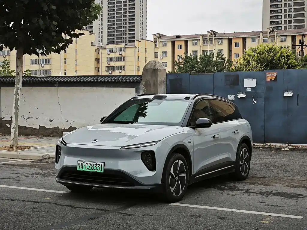 NIO ES6