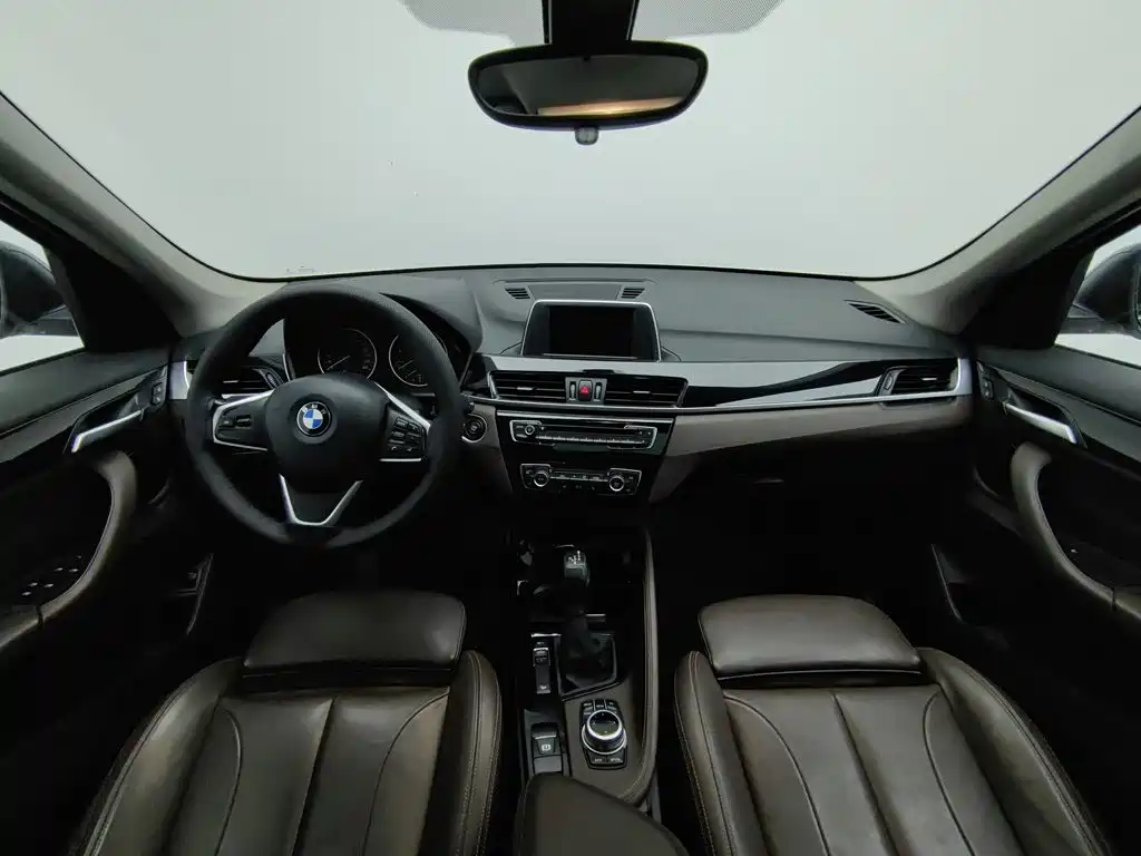 BMW X1 — миниатюра 5