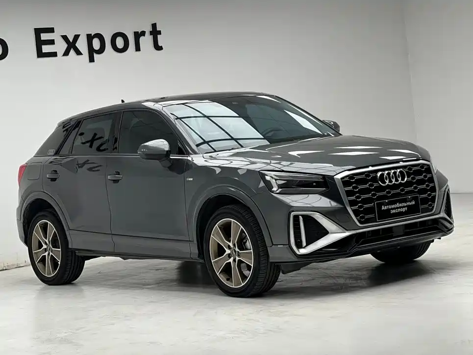 Audi Q2L 2022 — фото 3