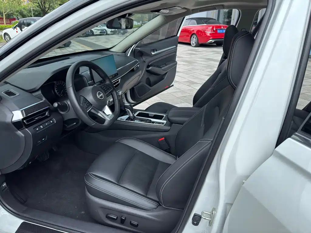 Nissan Teana — миниатюра 9