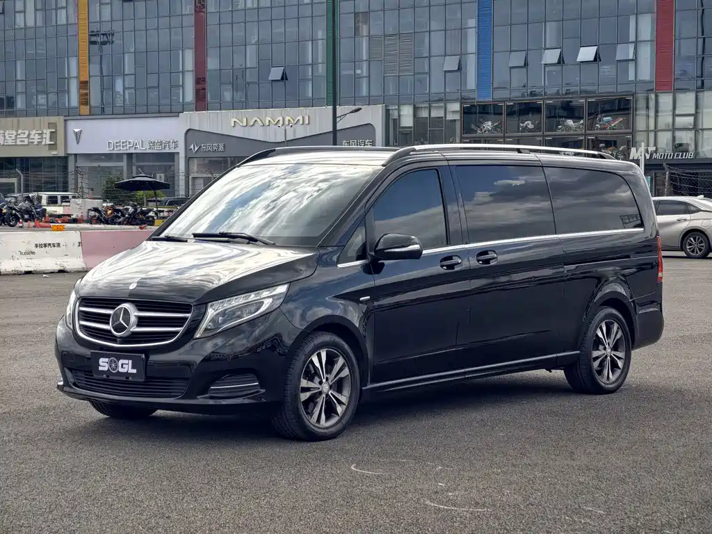 Mercedes-Benz V-Class