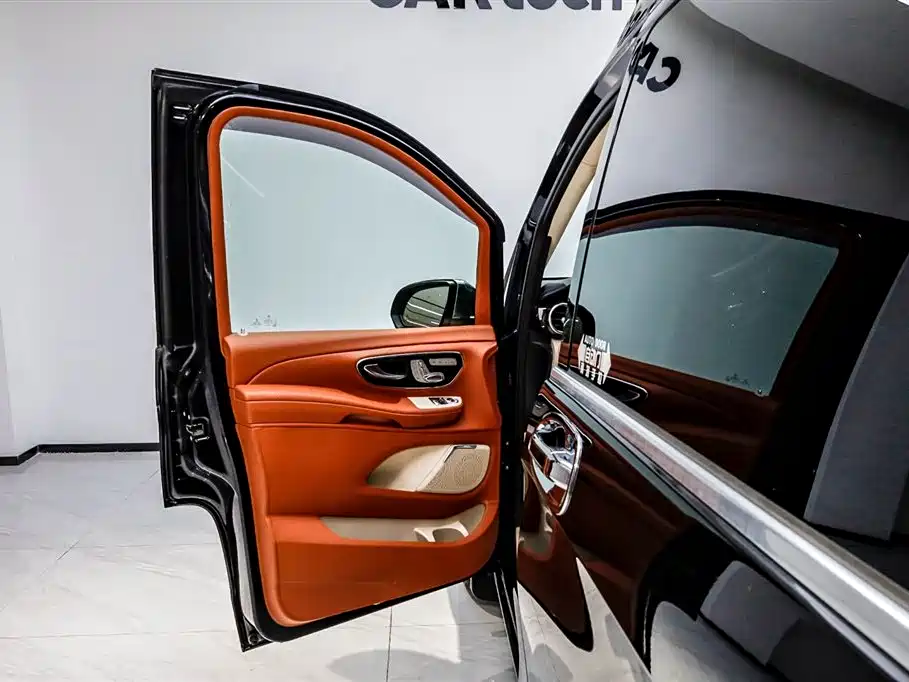 MERCEDES-BENZ V CLASS