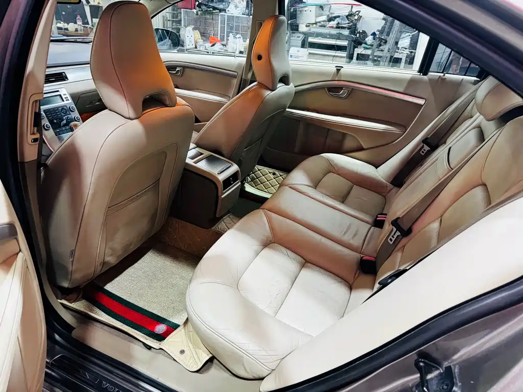 Volvo S80L — миниатюра 7