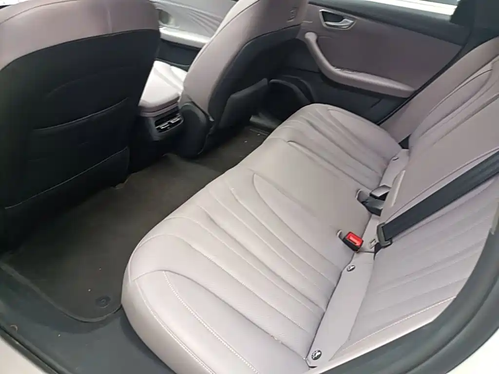 Roewe M7 DMH — миниатюра 22