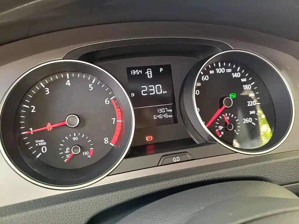 Volkswagen Golf — миниатюра 12