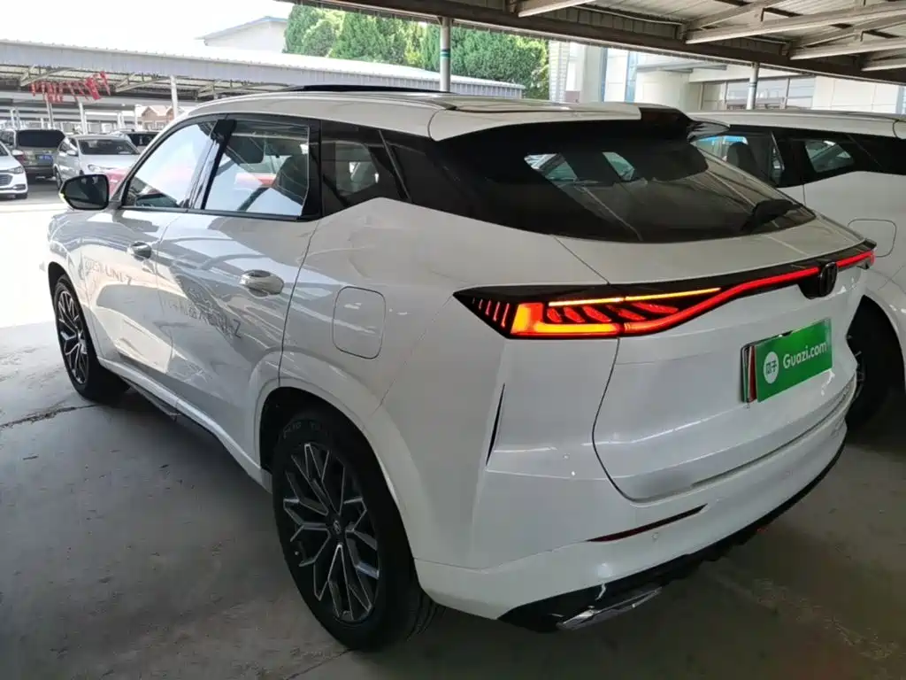 Changan UNI-Z 2025 125km +