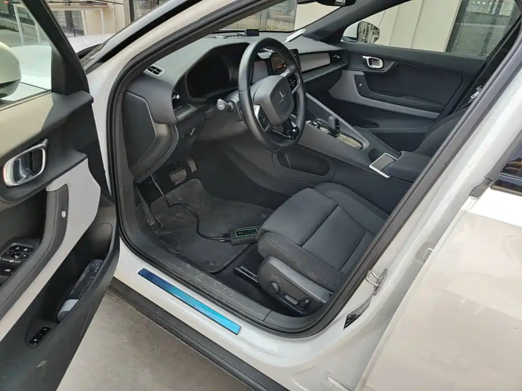 Polestar Polestar 2 — миниатюра 16