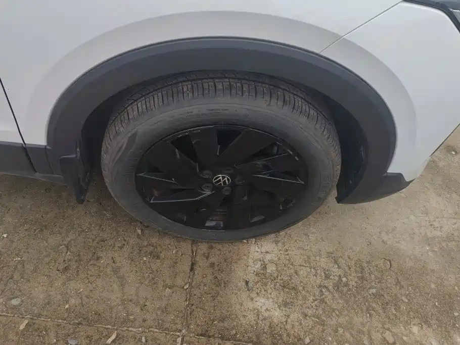 Volkswagen Tharu — миниатюра 6