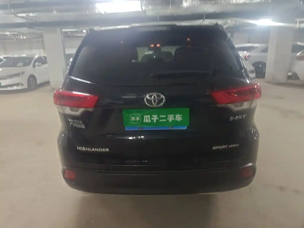 Toyota Highlander — миниатюра 3