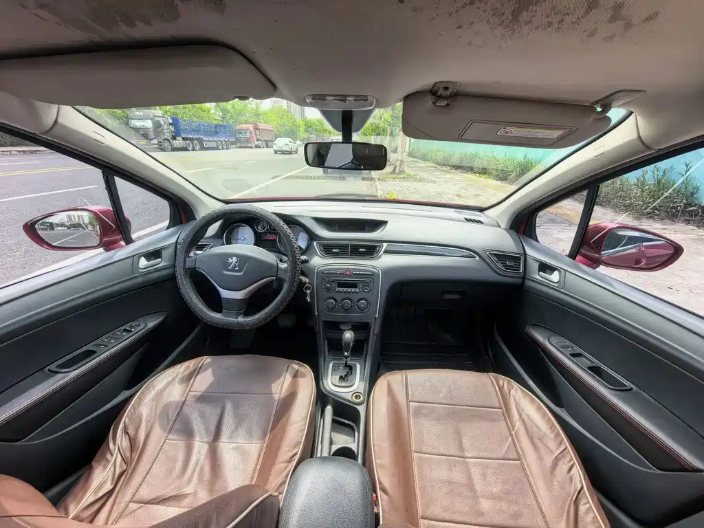 Peugeot 308 — миниатюра 7