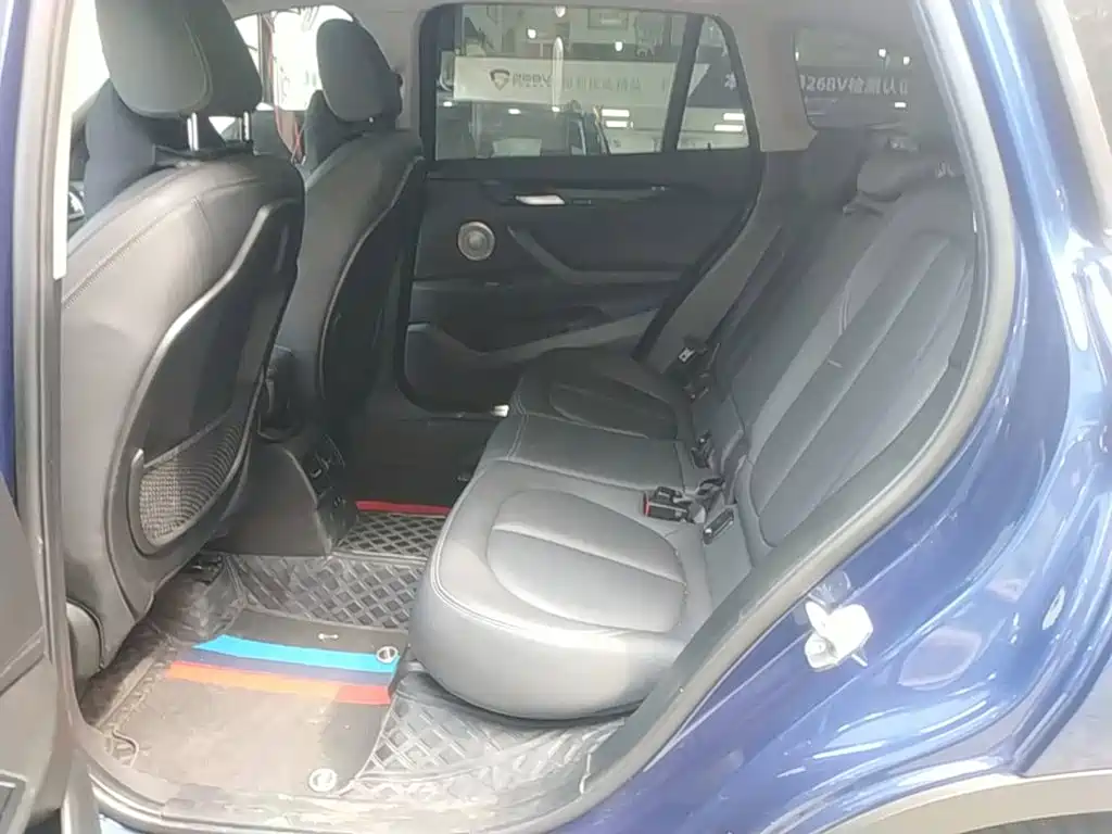 BMW X1 — миниатюра 17