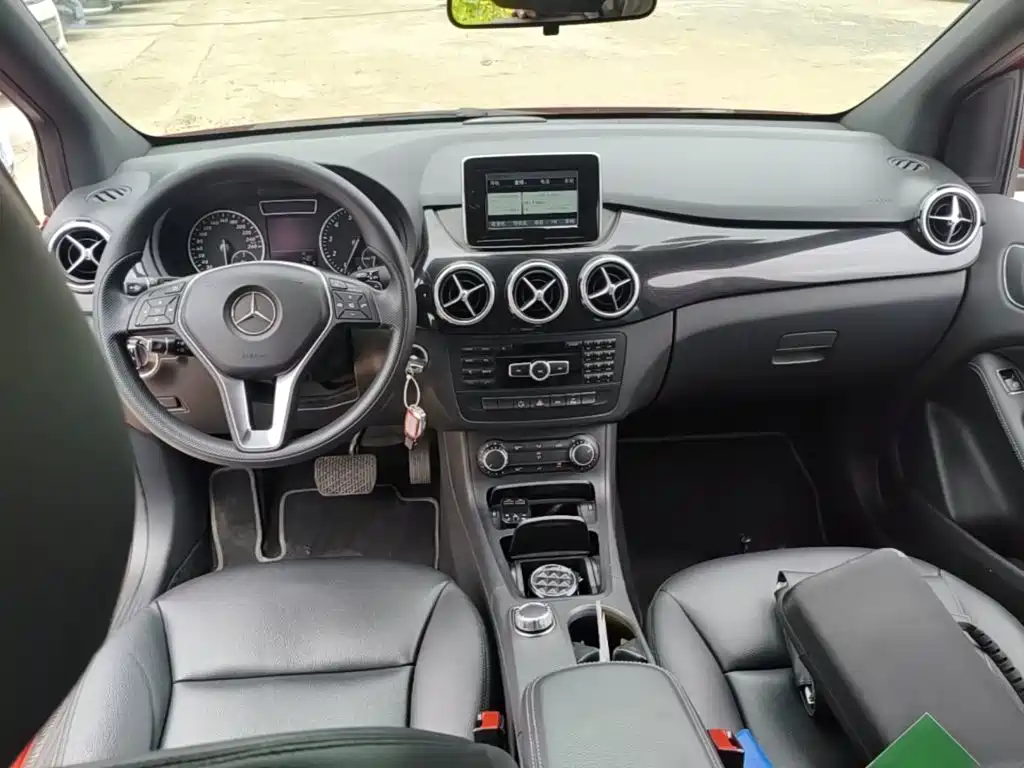 Mercedes-Benz B-Class — миниатюра 10