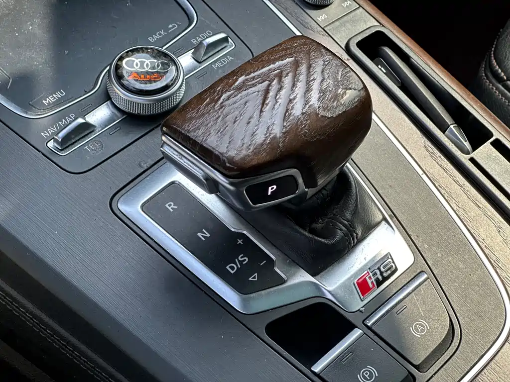 Audi Q5L — миниатюра 15