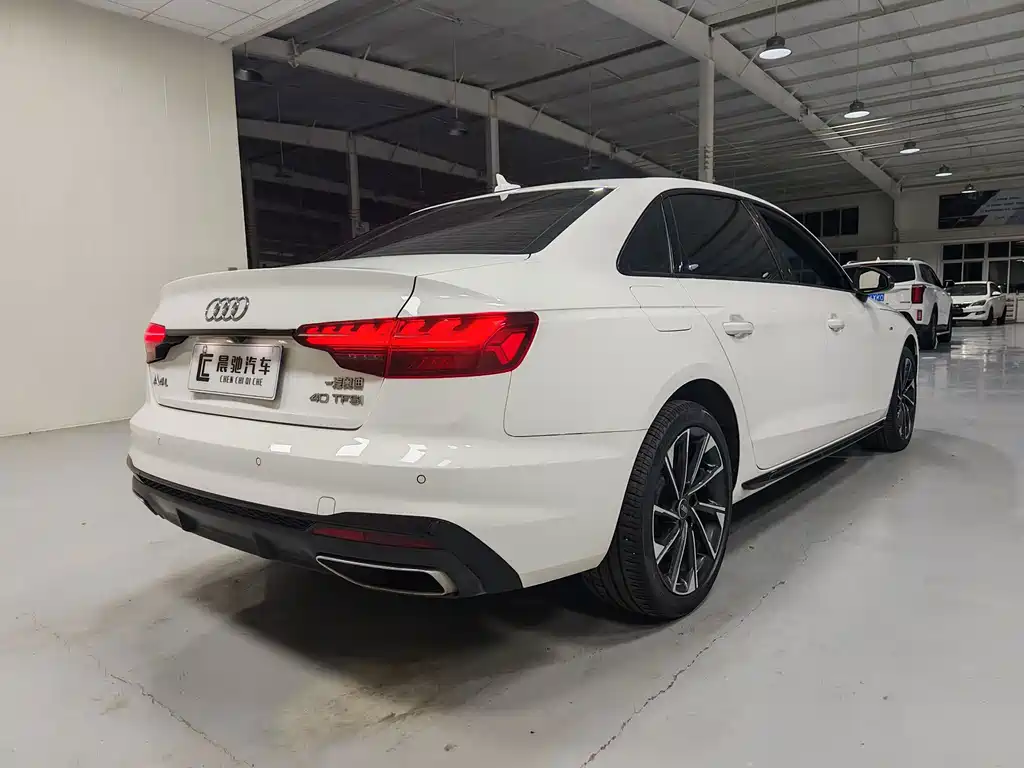 Audi A4L — миниатюра 4