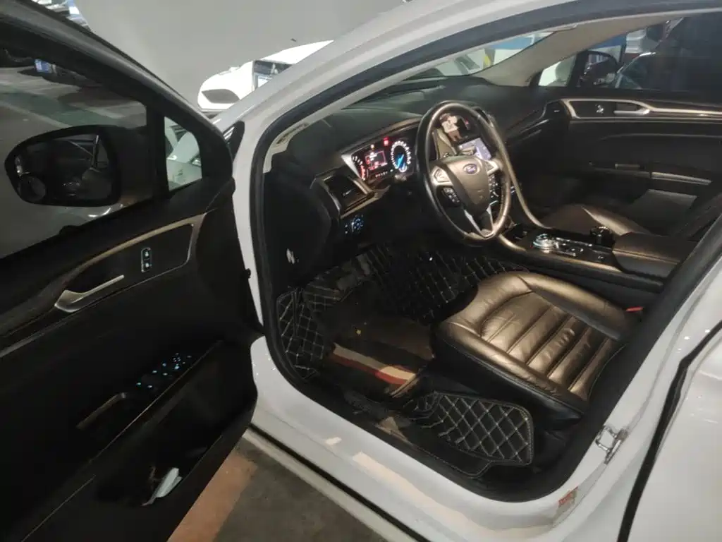 Ford Mondeo — миниатюра 18