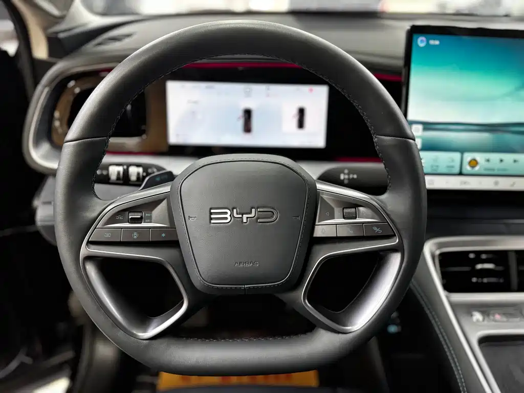 BYD SEA LION 07 DM I