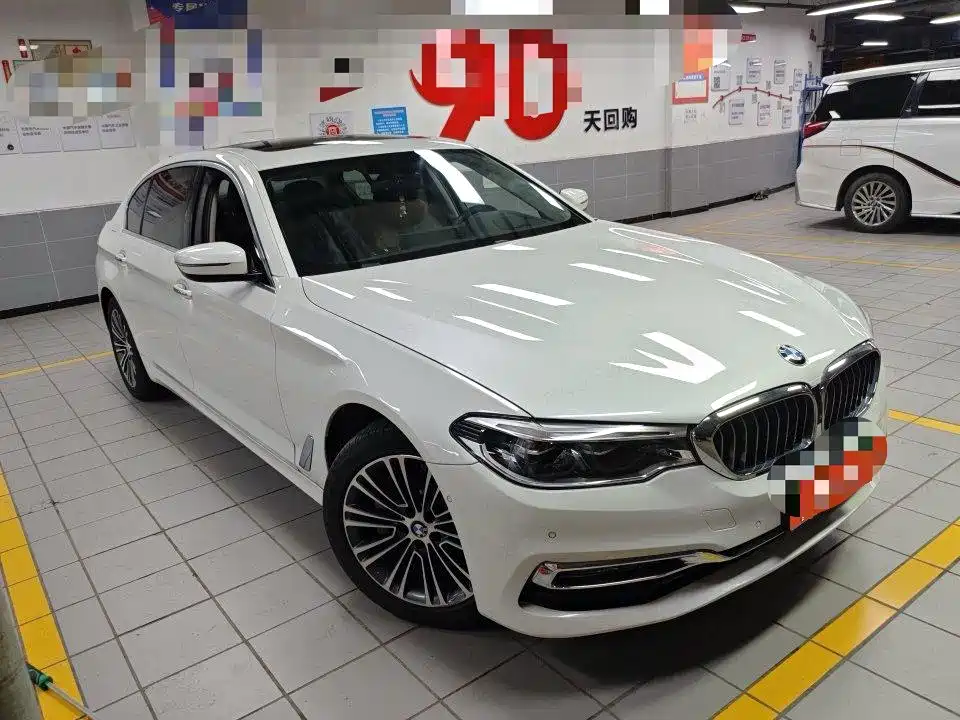 BMW 5 Series — миниатюра 2