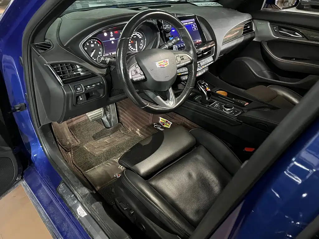 Cadillac CT5 — миниатюра 8
