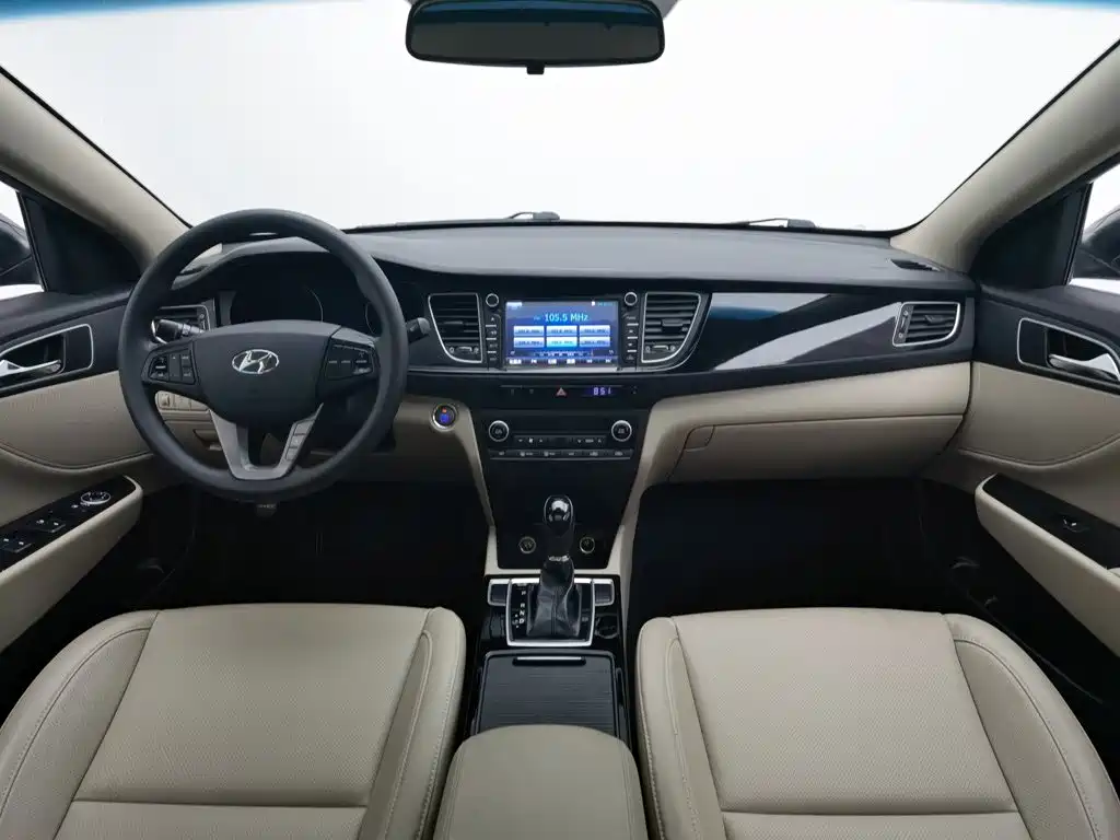 Hyundai Mistra — миниатюра 5