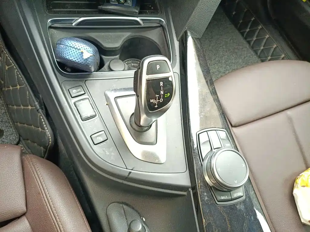 BMW 3 Series — миниатюра 15