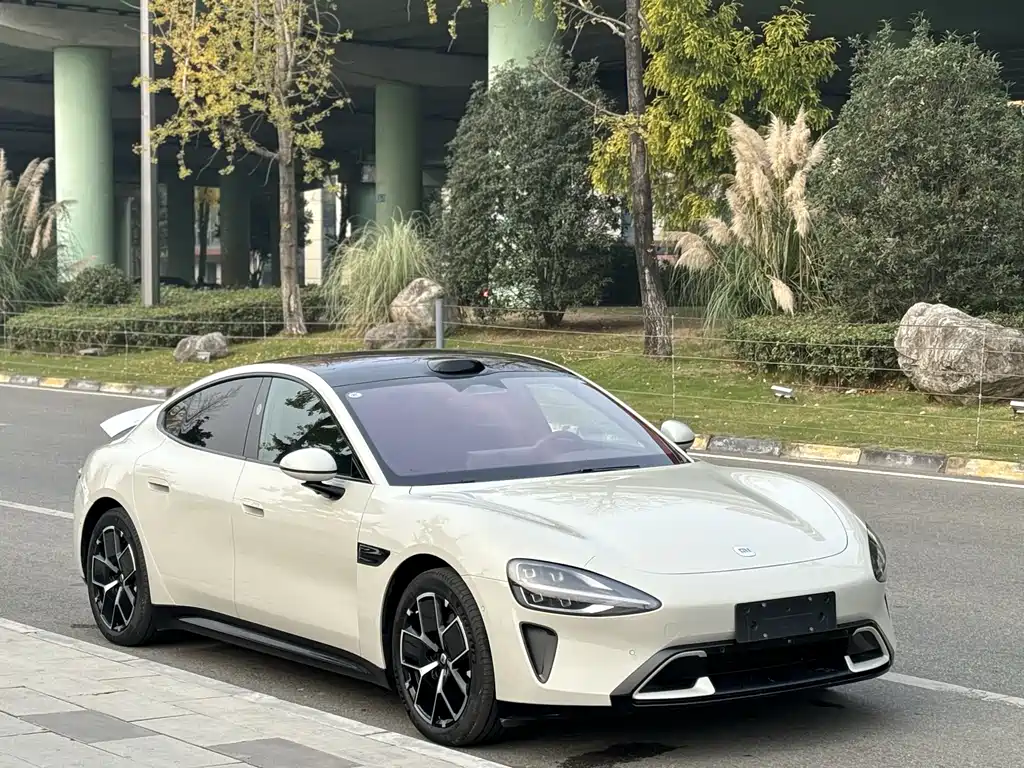 XIAOMI CAR XIAOMI SU7