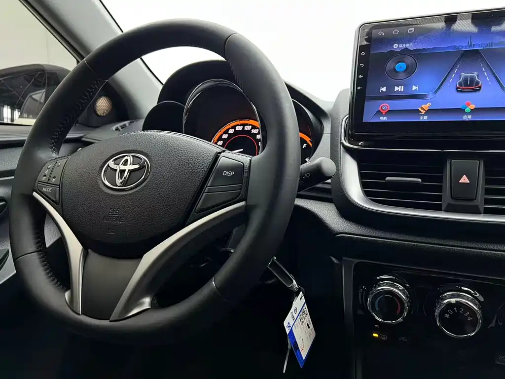 TOYOTA YARIS L ZHIXUAN