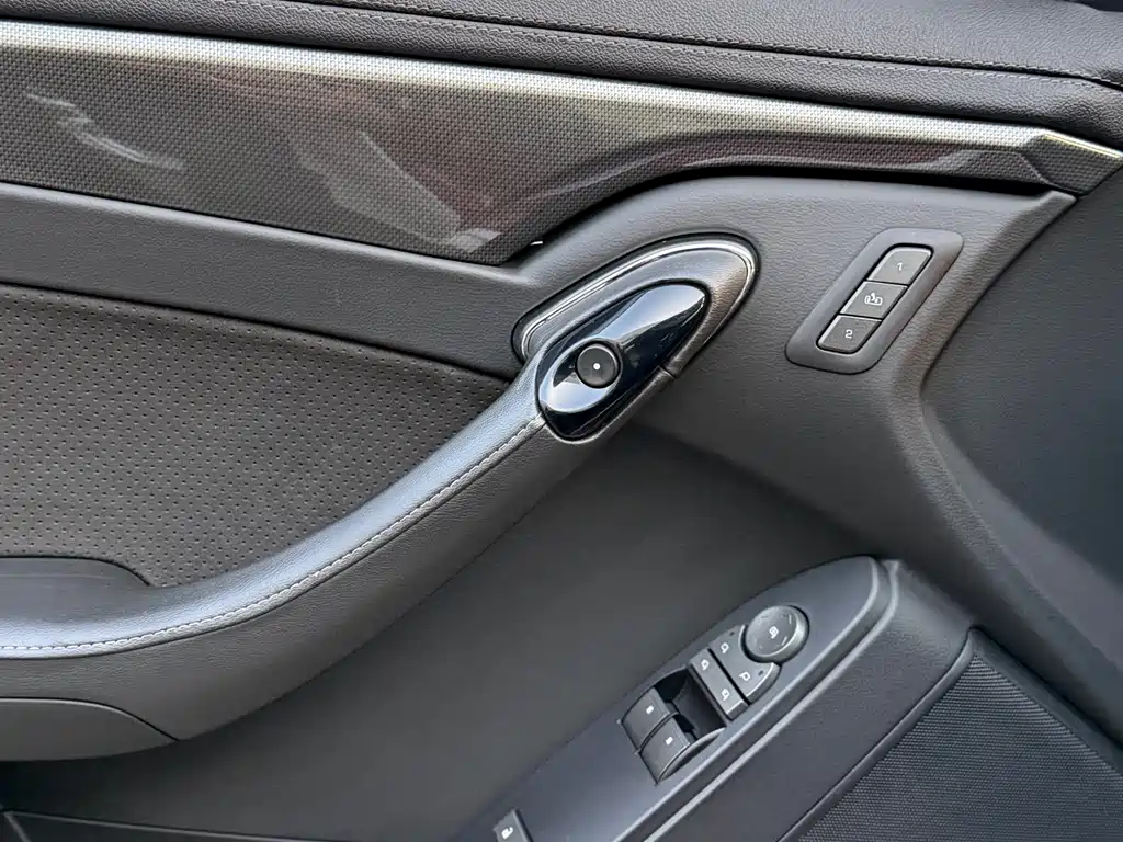 Cadillac CTS 2012 6.2L CTS-V COUPE