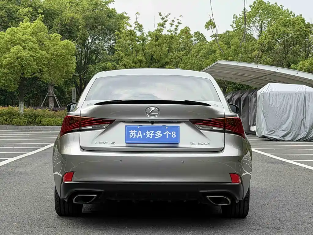 Lexus IS 2017 300 F SPORT