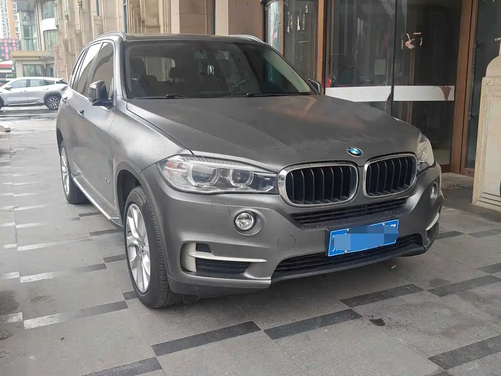 BMW X5 (Import) — миниатюра 4