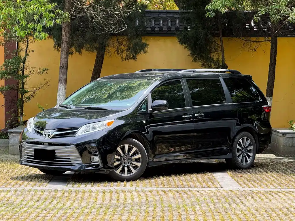 Toyota Sienna 2020