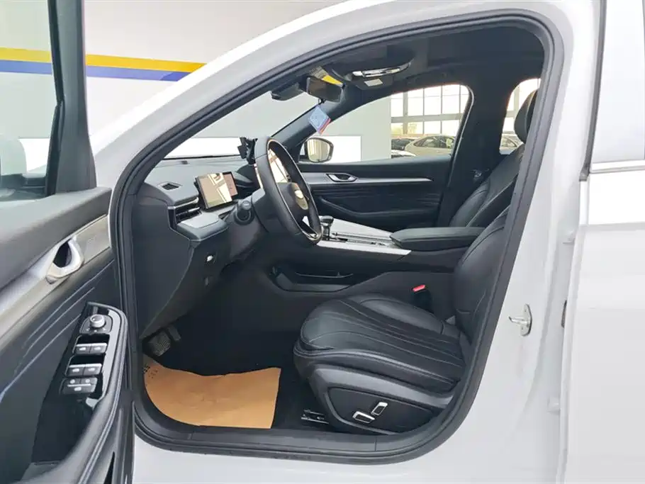 GEELY AUTOMOBILE XINGRUI