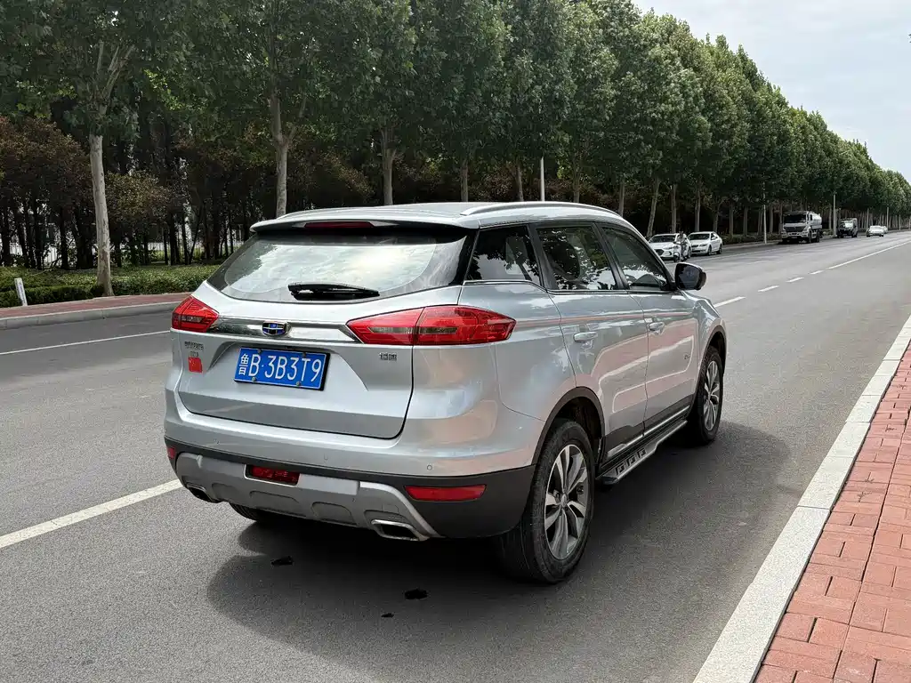 Geely Boyue — миниатюра 5