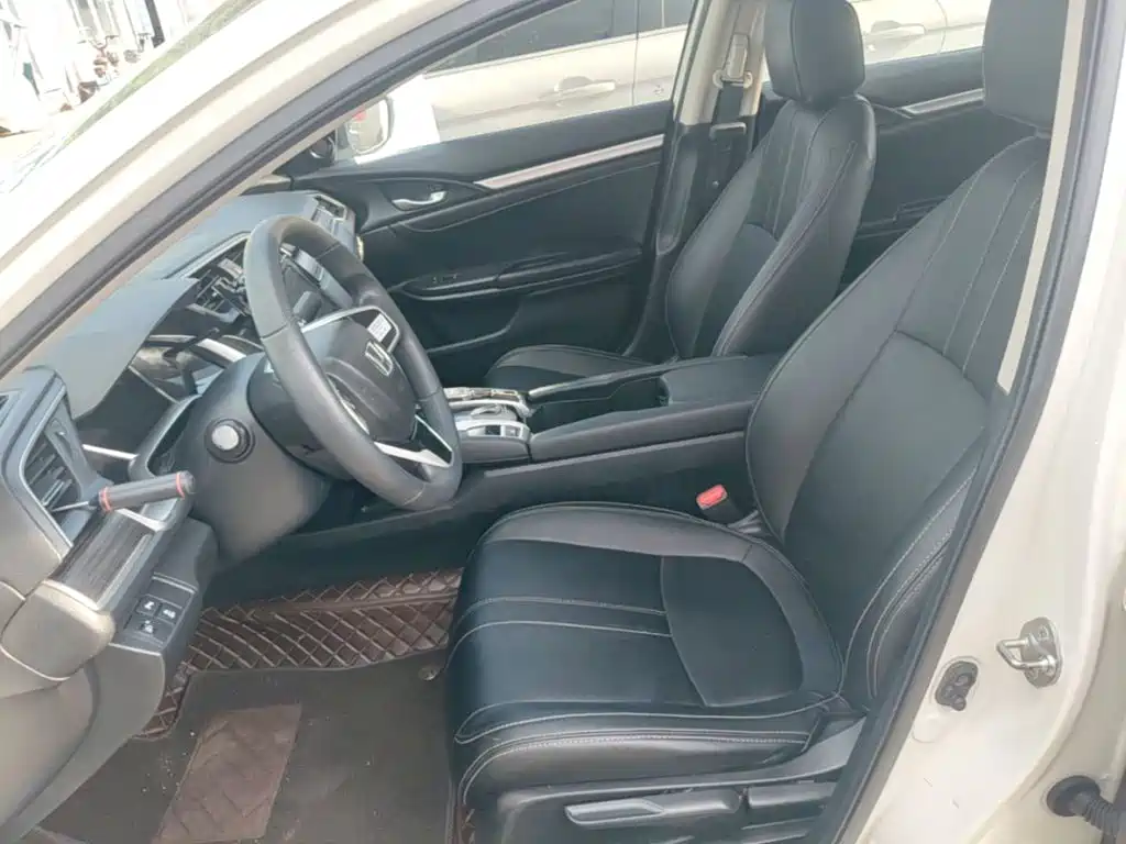 Honda Civic — миниатюра 15