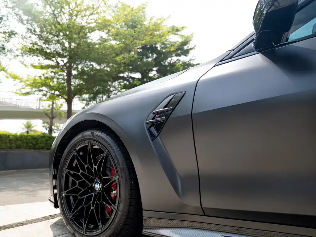 BMW M4 — миниатюра 7