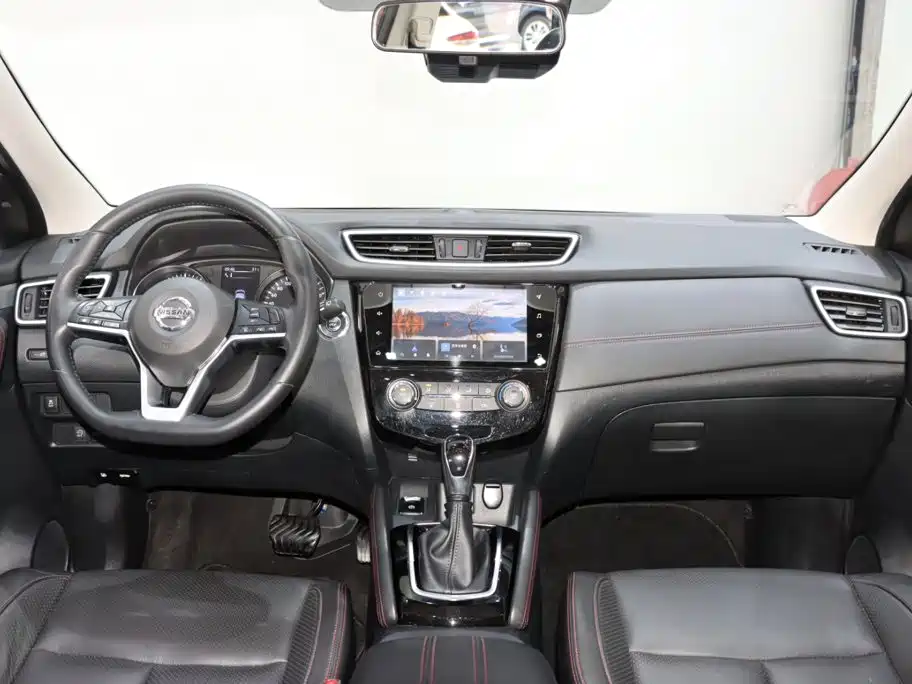 Nissan Qashqai — миниатюра 12