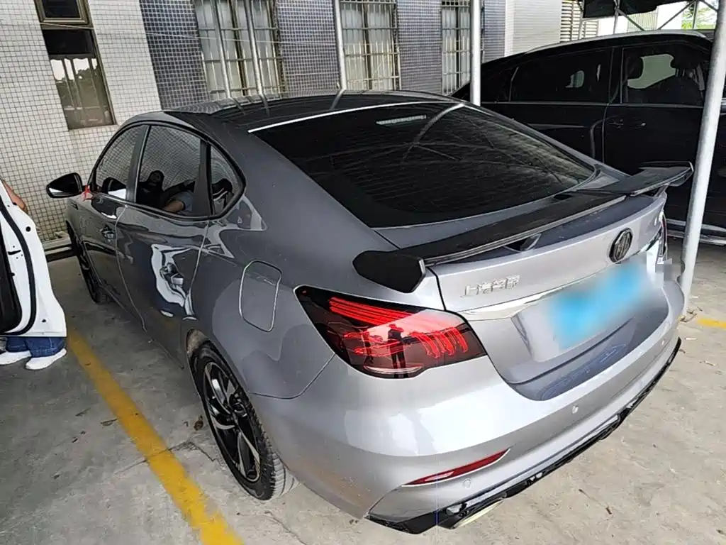 MG MG6 — миниатюра 5