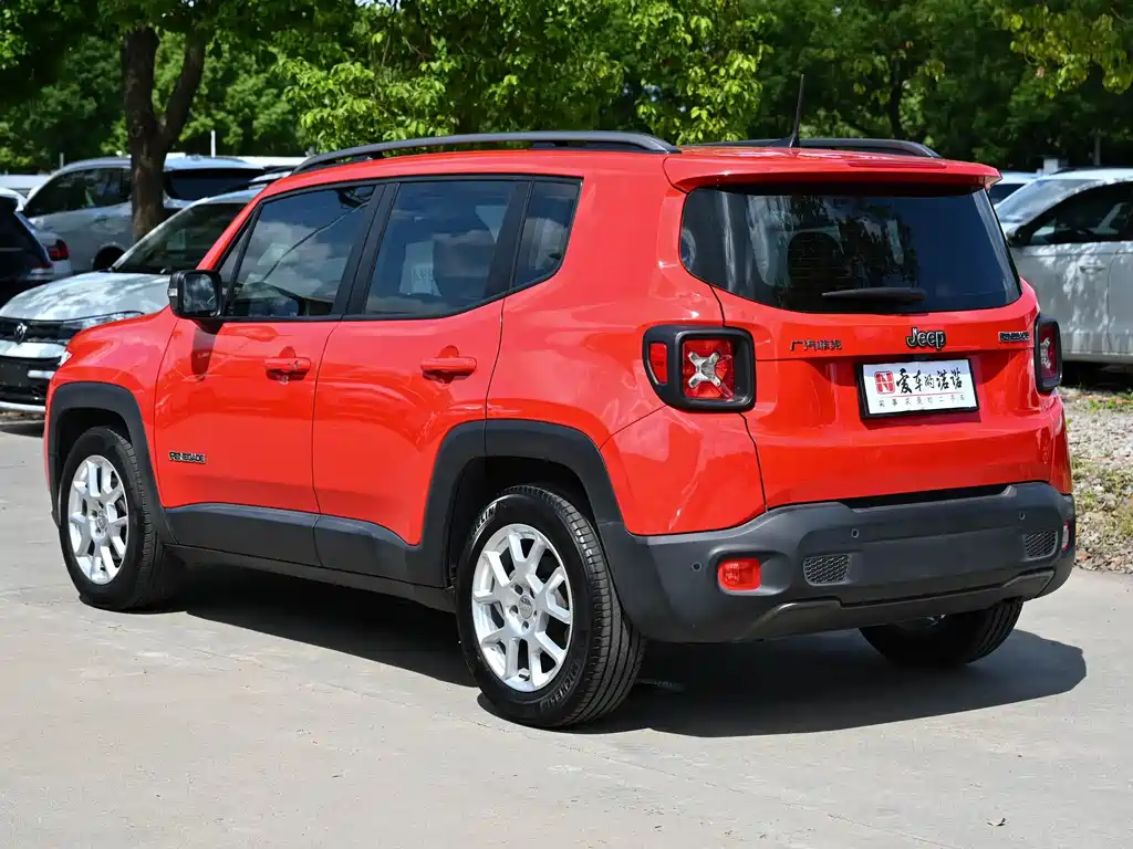 Jeep Renegade — миниатюра 4