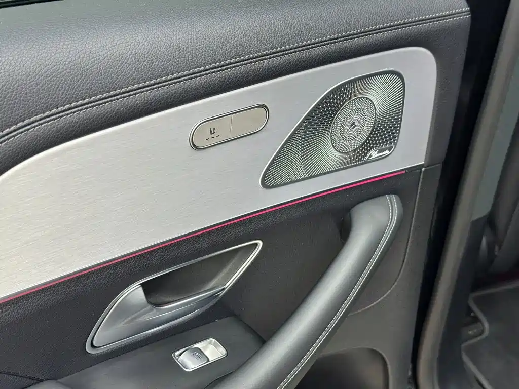 Mercedes-Benz GLE AMG — миниатюра 26