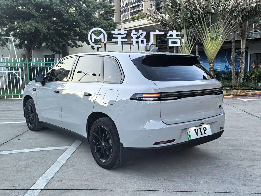 Leapmotor Leapmotor C10 — миниатюра 5